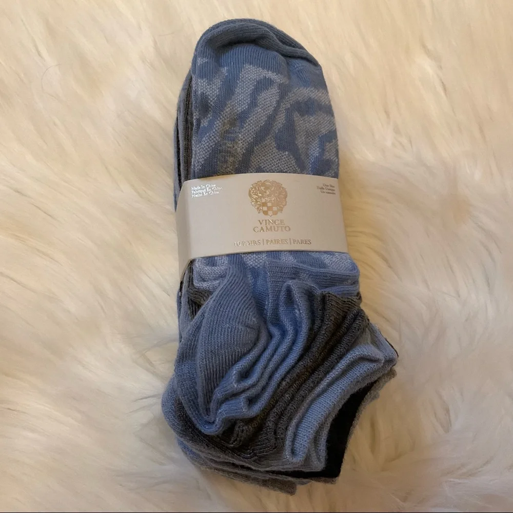 Vince Camuto Low Cut Socks - NWT - 20 Pairs